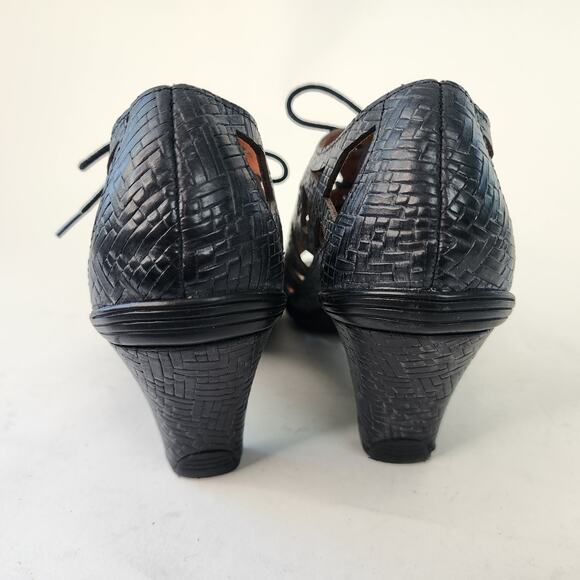 Gentle Souls Okey Dokey Lace-up Sandals 10M Black Leather Gladiator Caged Heel - Picture 5 of 7